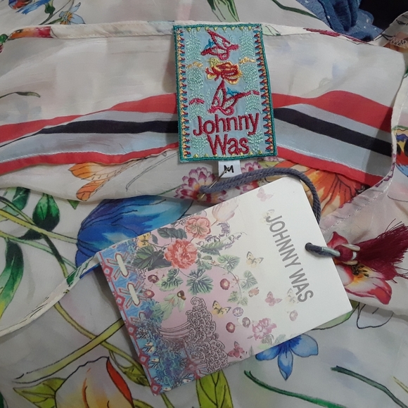 Johnny Was Floral Fiska Flare Sleeve Blouse - Picture 5 of 5